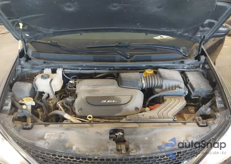 2017 Chrysler Pacifica Touring из США, поврежденный, VIN 2C4RC1DG8HR515874